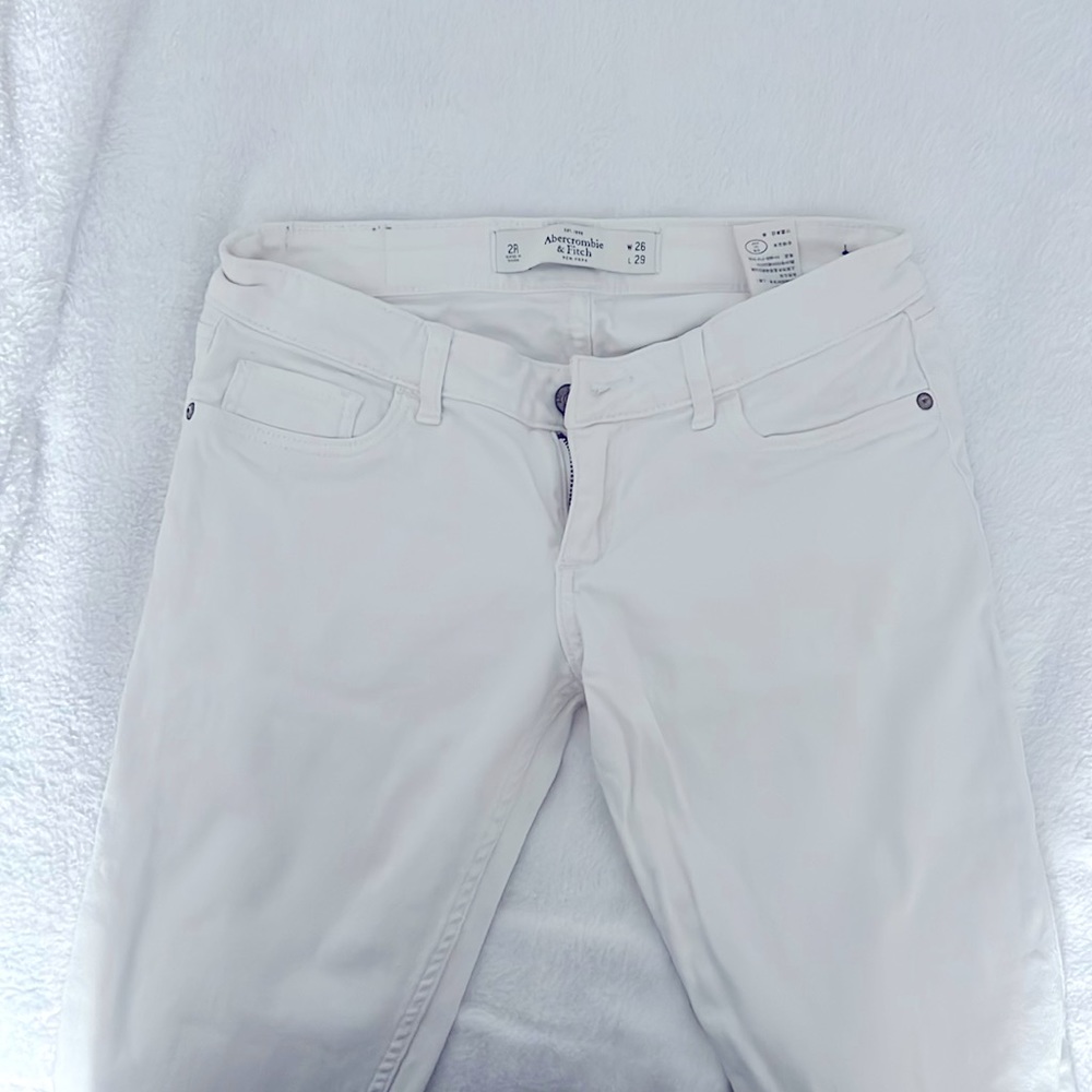 Abercrombie & Fitch White Jeans